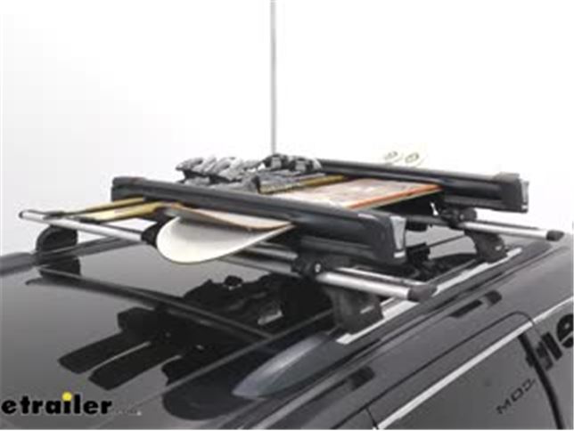 thule snowboard carrier