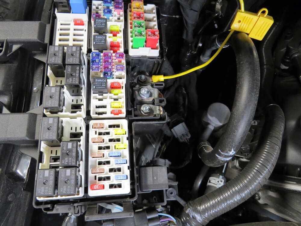 2015 Ford Mustang T-One Vehicle Wiring Harness with 4-Pole Flat Trailer