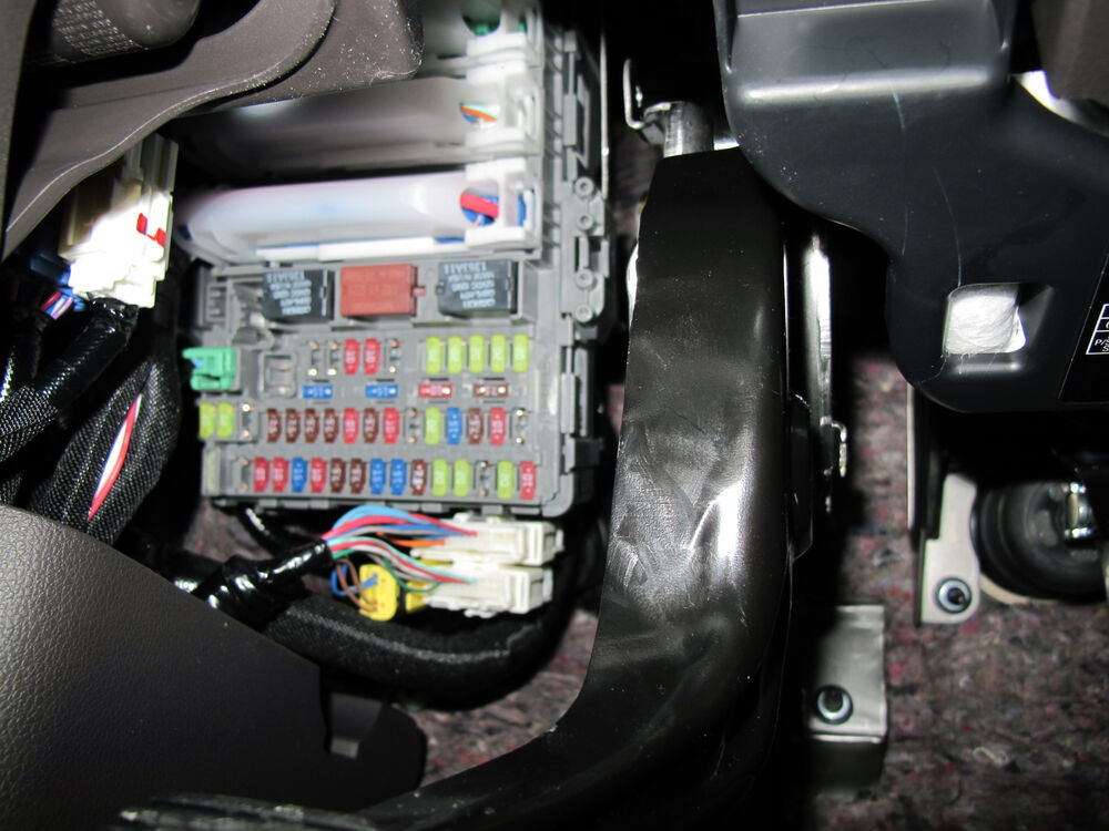 2014 Honda CR-V T-One Vehicle Wiring Harness with 4-Pole Flat Trailer ...