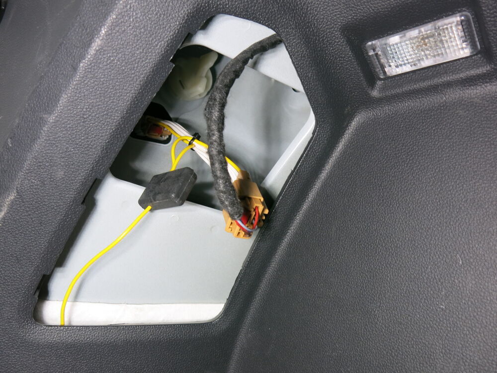 2018 Volkswagen Atlas TOne Vehicle Wiring Harness with 4Pole Flat