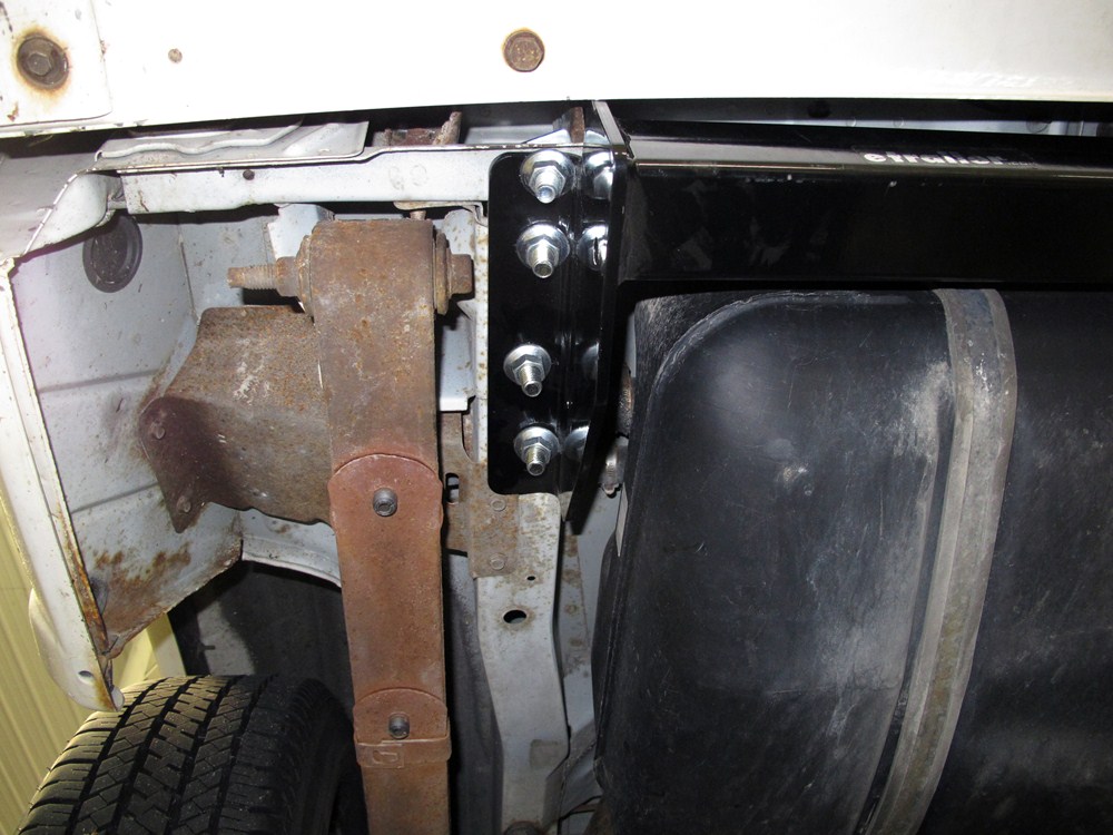 1999 Jeep Cherokee Curt Trailer Hitch Receiver - Custom Fit - Class III ...