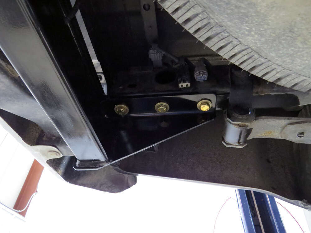 2011 Nissan Frontier Curt Trailer Hitch Receiver - Custom Fit - Class ...