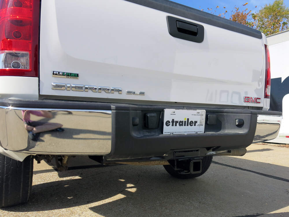 2011 GMC Sierra Curt Trailer Hitch Receiver - Custom Fit - Class IV - 2