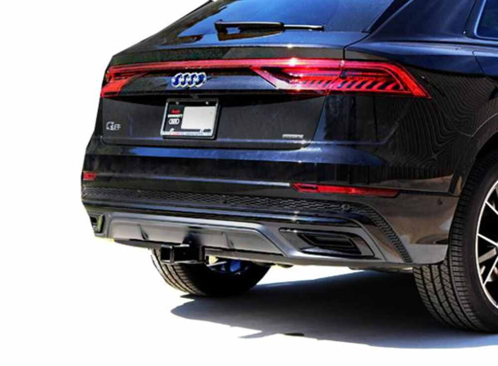 Audi q8 store tow hitch