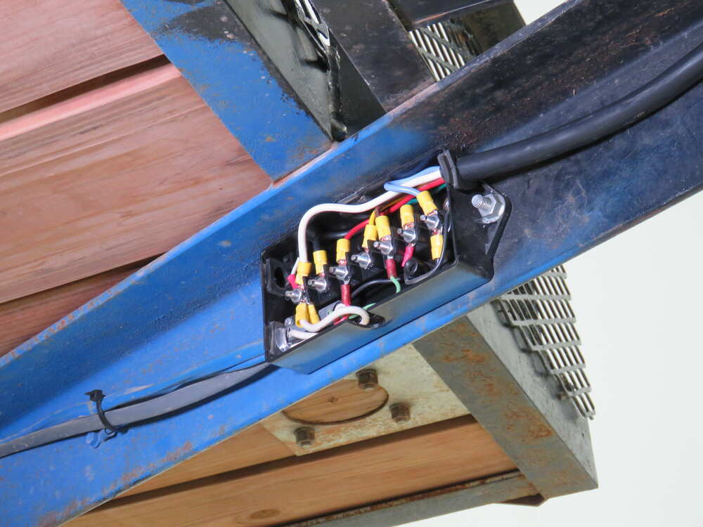 7 Terminal Trailer Plug Wiring : MPT202 Trailer Wiring Adapter with 7