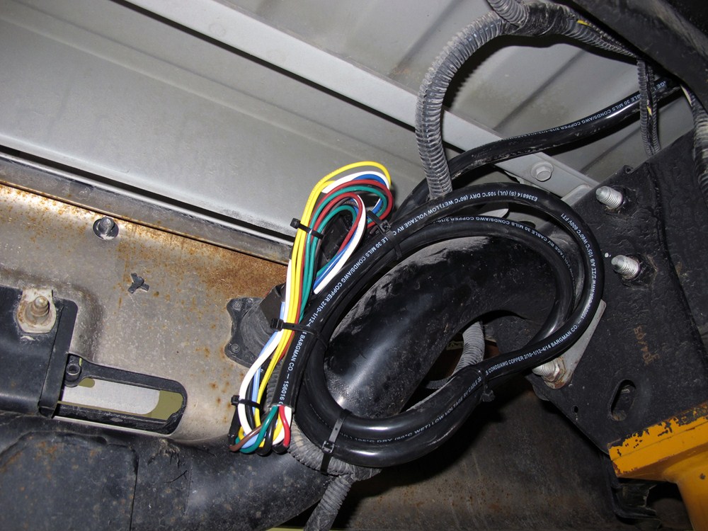 Dodge Ram Tail Light Wiring Harness from images.etrailer.com