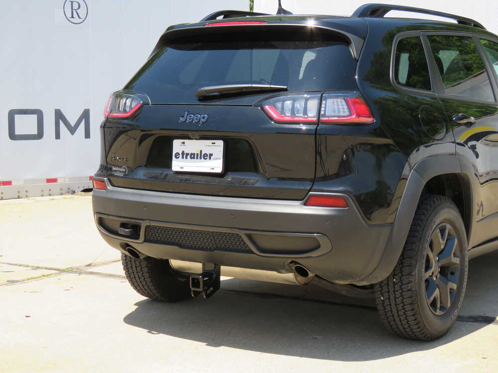 2020 Jeep Cherokee Draw-Tite Max-Frame Trailer Hitch Receiver - Custom Fit - Class III - 2" Trailer Hitch For 2020 Jeep Grand Cherokee