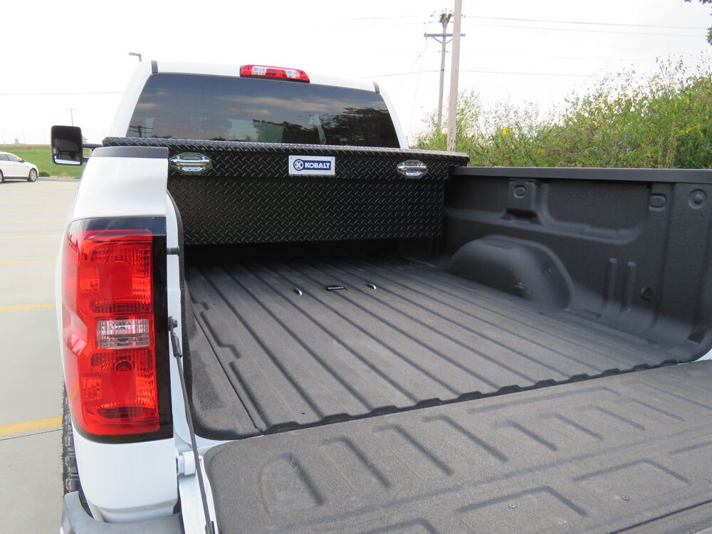 2014 Chevrolet Silverado 2500 Hide-A-Goose Underbed Gooseneck Trailer ...