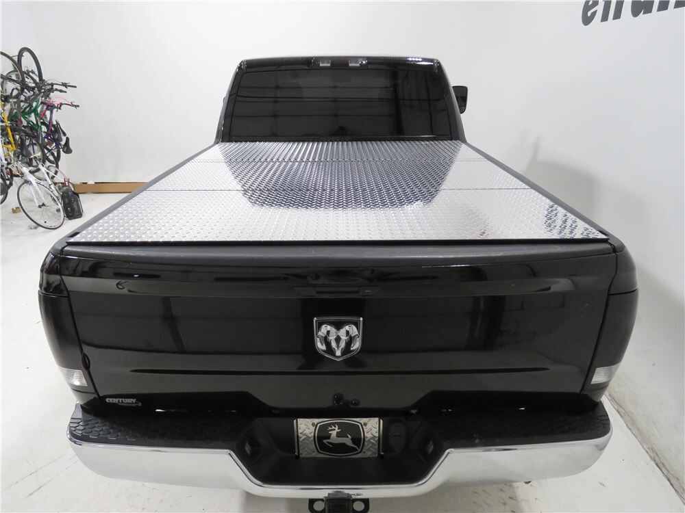 2020 Ram 2500 Lomax Professional Series Hard Tonneau Cover - Folding - Aluminum - Diamond Plate 2020 Ram 2500 Bed Cover With Rambox
