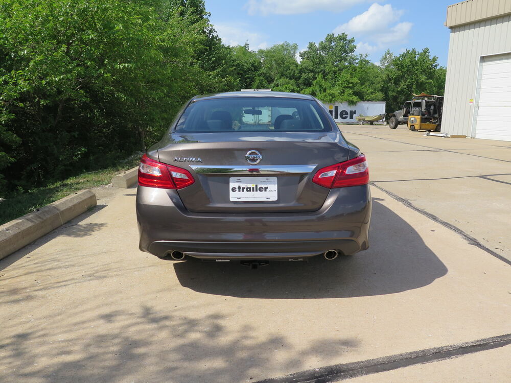 2012 nissan altima trailer hitch