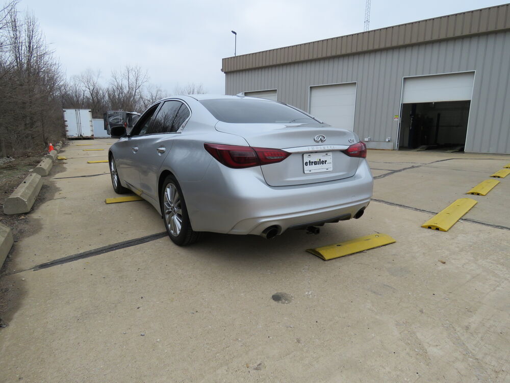 Infiniti q50 store trailer hitch