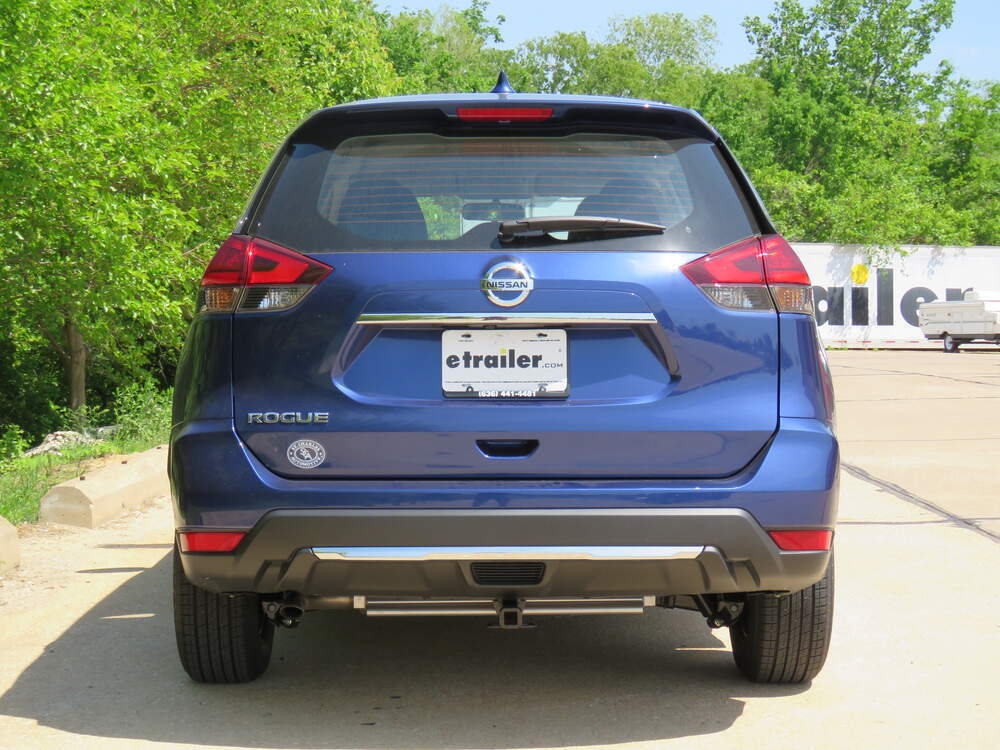 Trailer Hitch For A 2017 Nissan Rogue