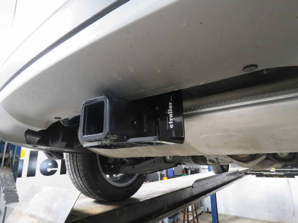 2020 Hyundai Tucson Curt Trailer Hitch Receiver - Custom Fit - Class 