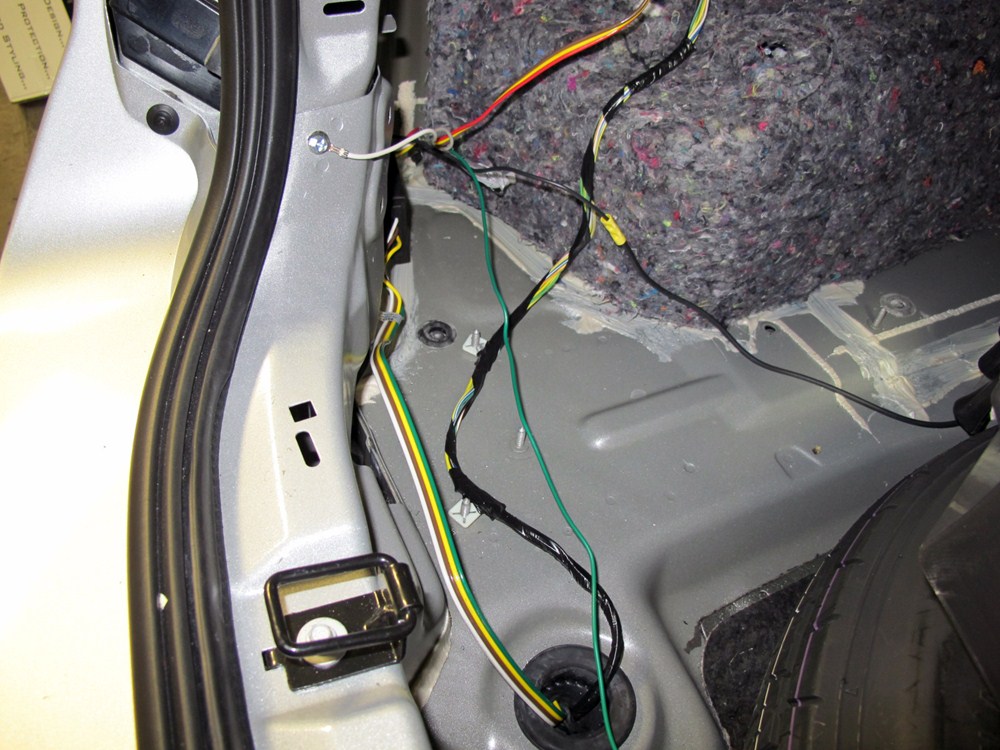 2013 Ford Edge Curt T-Connector Vehicle Wiring Harness with 4-Pole Flat