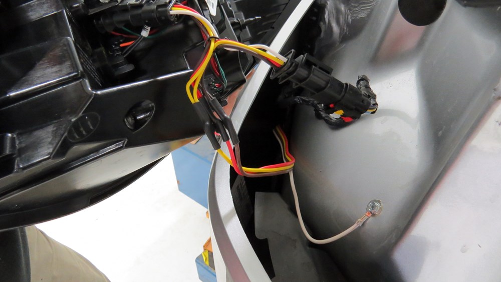 2015 Chevrolet Traverse Curt T-Connector Vehicle Wiring Harness with 4 ...