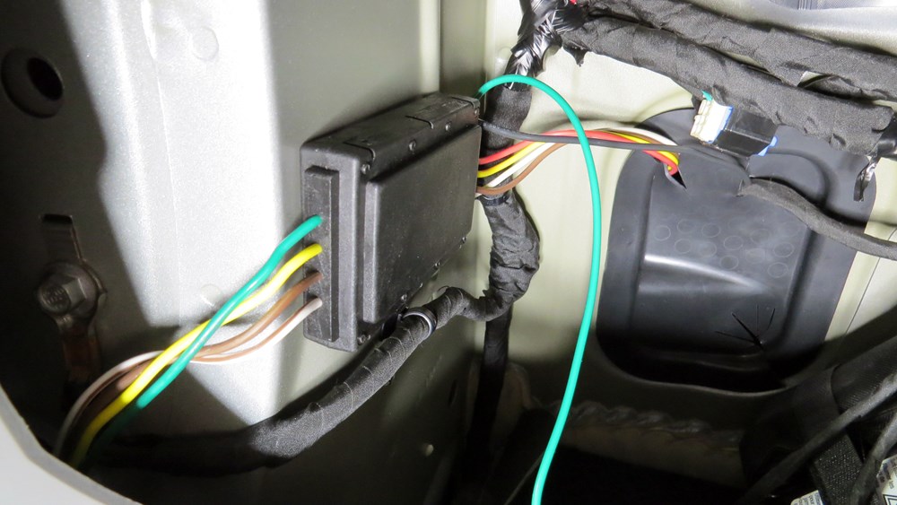 2015 Chevrolet Traverse Curt T-Connector Vehicle Wiring Harness with 4