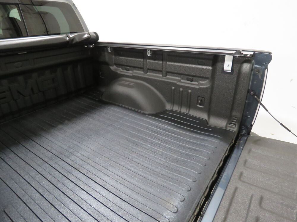 2018 GMC Canyon DeeZee Custom-Fit Truck Bed Mat