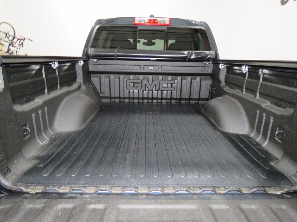 2018-gmc-canyon-deezee-custom-fit-truck-bed-mat