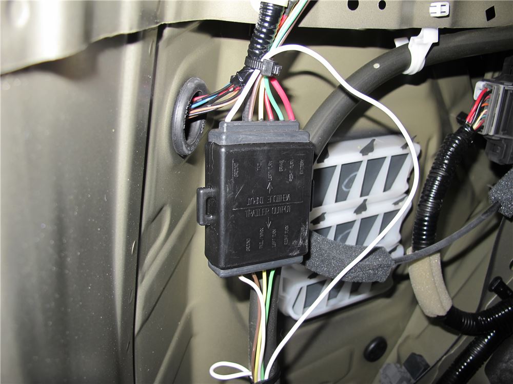 2013 Honda CR-V Hopkins Plug-In Simple Vehicle Wiring Harness with 4