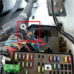 Fuse Block Power Connections to Install Brake Controller in 2001 ...