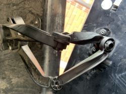 Yakima skybox hinge replacement 2025