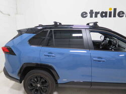 Recommended Roof Rack For A Toyota Rav W Raised Side Rails Etrailer Com