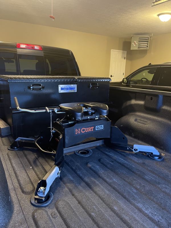 2022 Chevrolet Silverado 3500 Curt Q25 5th Wheel Trailer Hitch w/ R24 ...