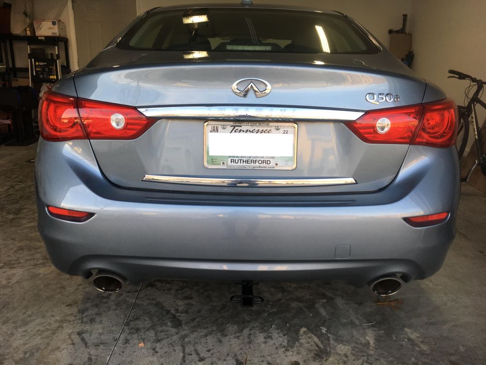 Infiniti q50 online trailer hitch