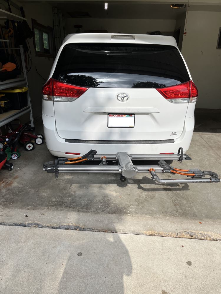 2020 Toyota Sienna etrailer Trailer Hitch Receiver - Custom Fit - Matte ...