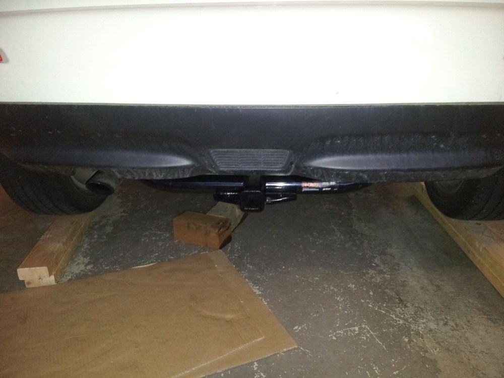 Nissan Juke Curt Trailer Hitch Receiver - Custom Fit - Class I - 1