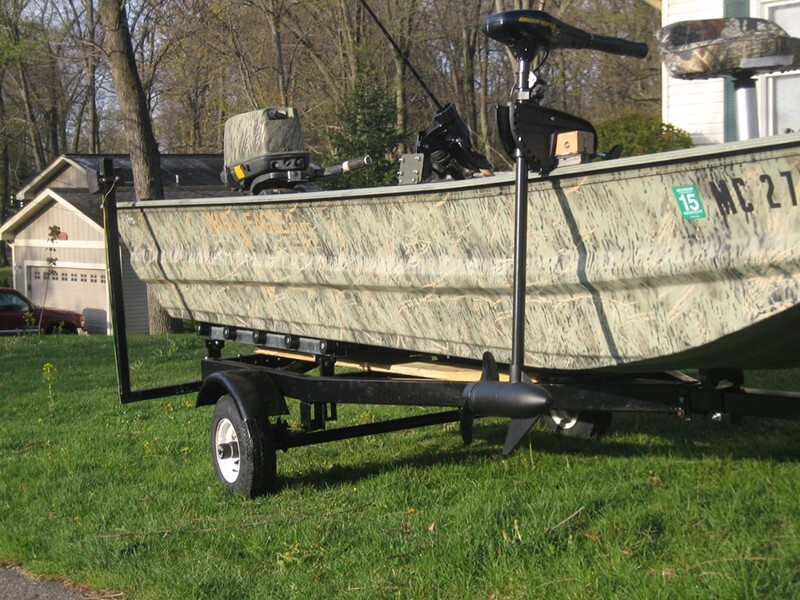 Boat Trailer Deluxe Roller Bunk - 4' Long - 10 Sets of 3 Rollers - by ...