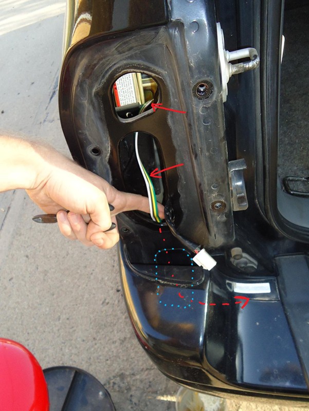 T-One Vehicle Wiring Harness with 4-Pole Flat Trailer Connector