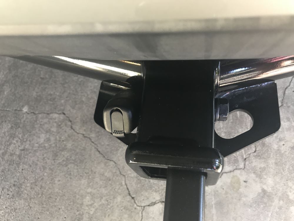 Sportrack locking hitch pin hot sale