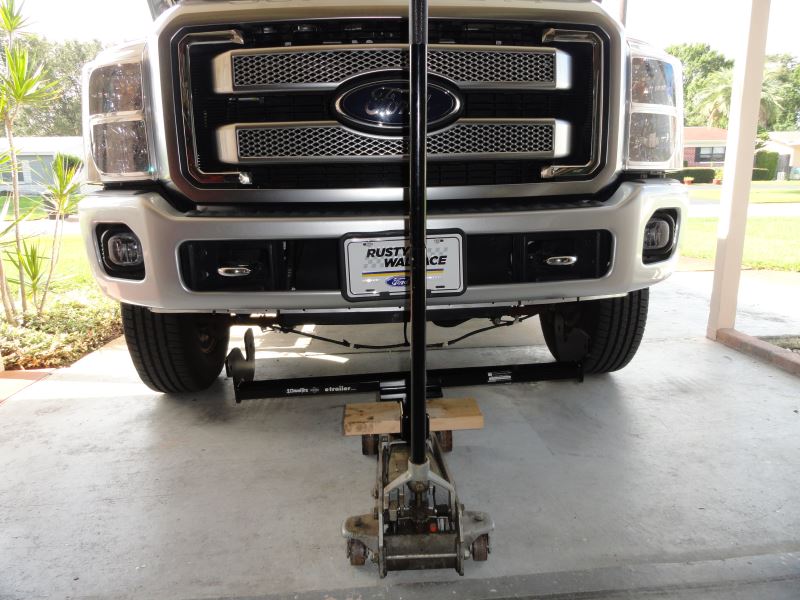 2014 Ford F350, 450, and 550 Cab and Chassis DrawTite Front Mount