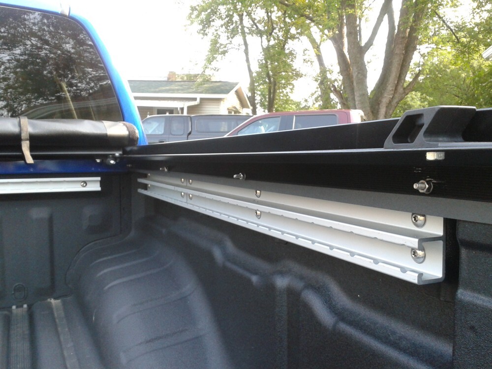 2012 Nissan Frontier Access LiteRider Soft, Roll-Up Tonneau Cover