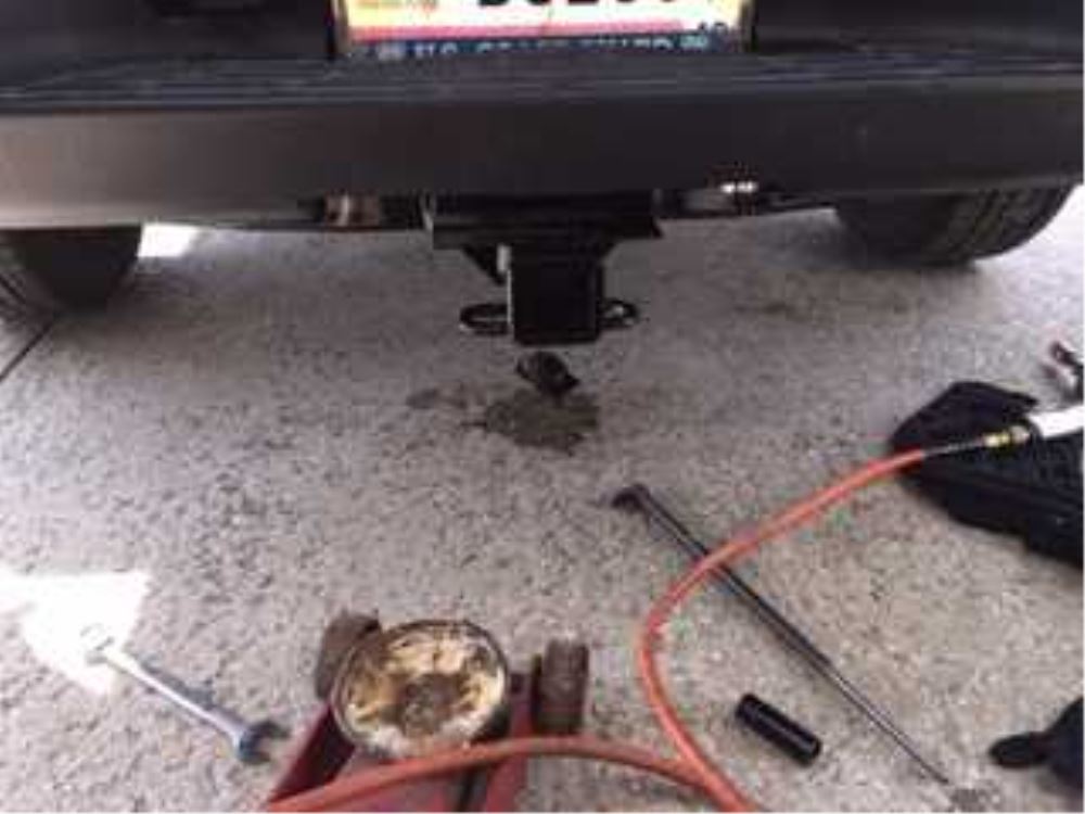 2008 Chevrolet Silverado Trailer Hitch - Curt