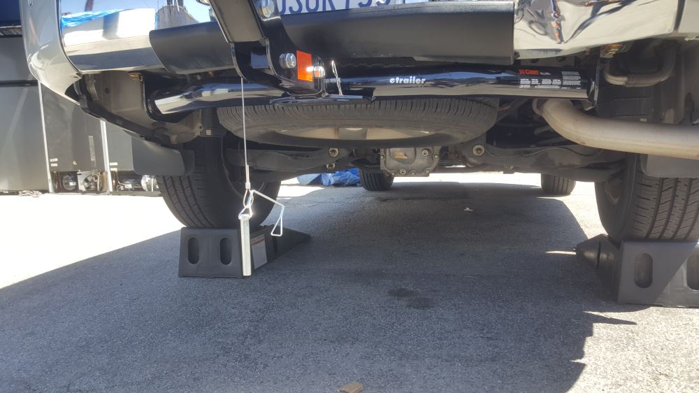 2008 Nissan Armada Trailer Hitch CURT