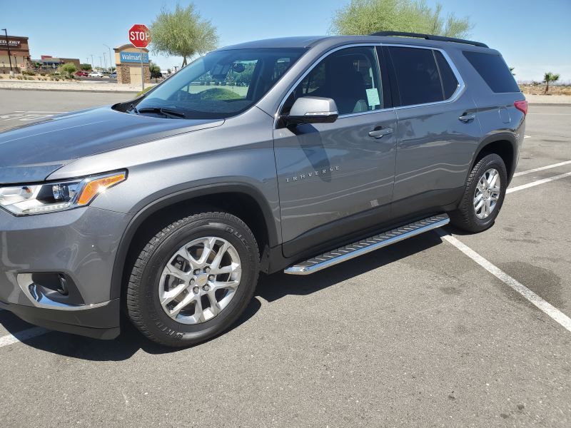 2020 Chevrolet Traverse AeroTread Running Boards w/ Custom Installation