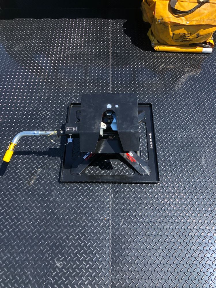 Demco Recon Gooseneckto5th Wheel Trailer Hitch Adapter for Recessed Ball Single Jaw 21,000