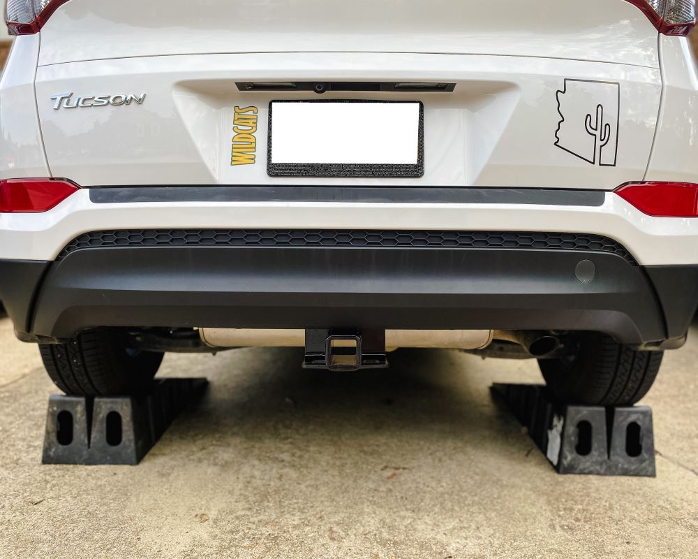 2021 Hyundai Tucson Curt Trailer Hitch Receiver Custom Fit Class