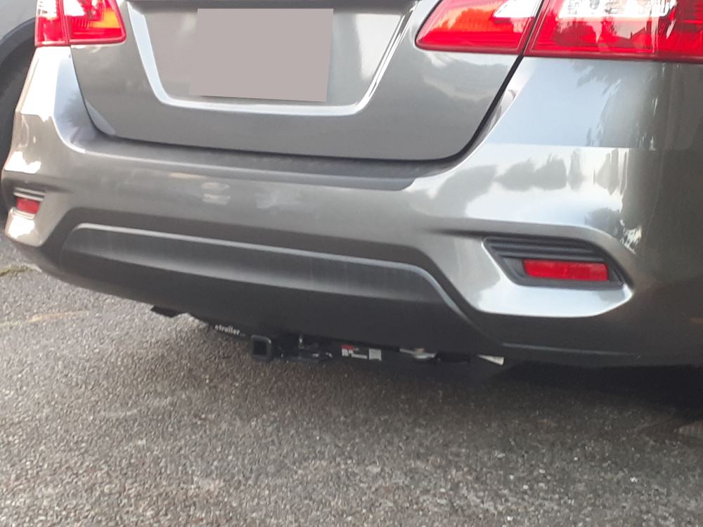 2017 nissan sentra hitch