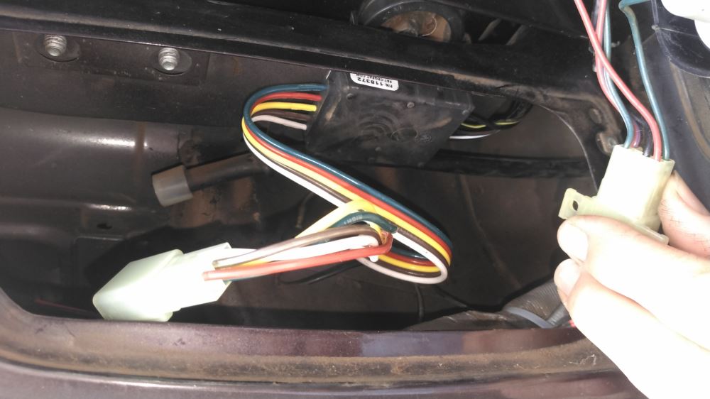 T-one Vehicle Wiring Harness With 4-pole Flat Trailer Connector 