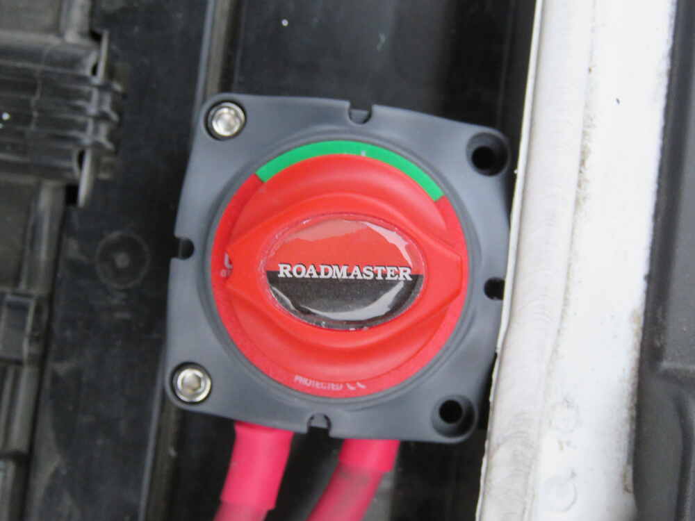 Roadmaster Battery Disconnect with Switch for Towed Vehicle w