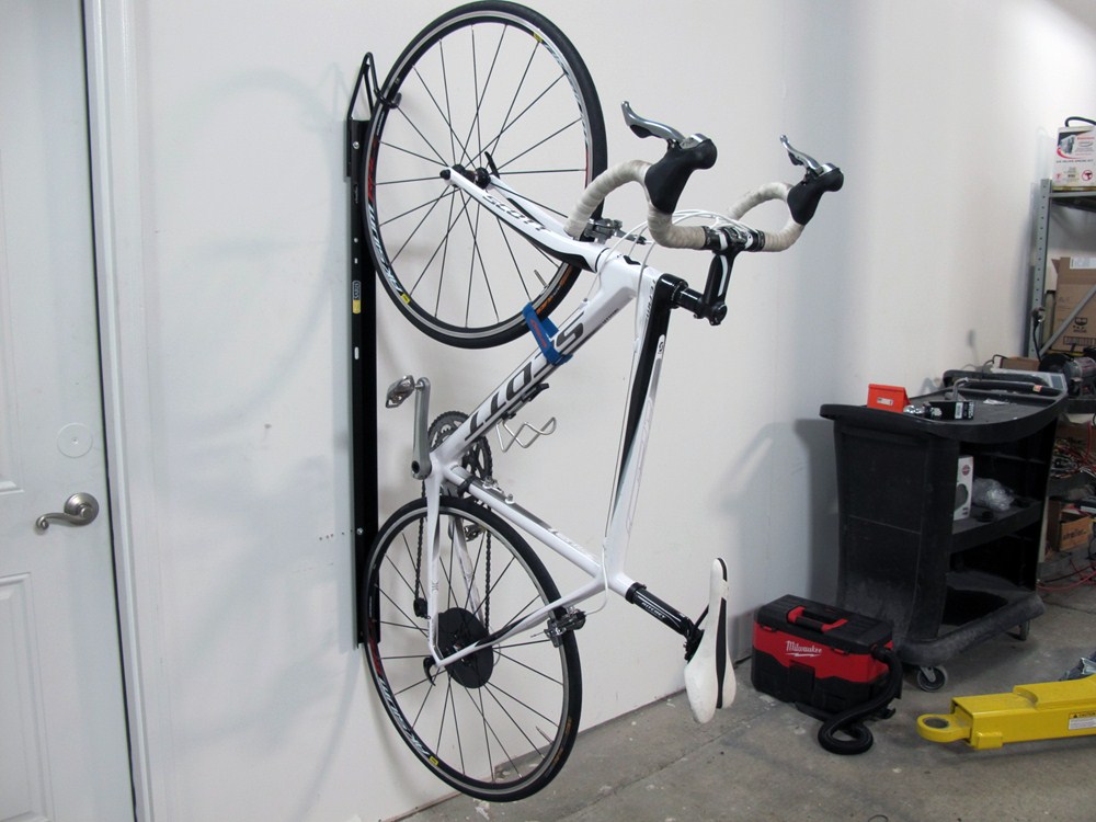wall vertical bike rack