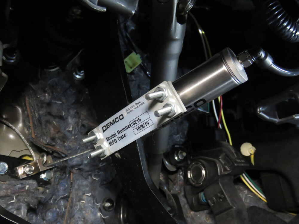 2019 Honda Fit Demco StayINPlay Duo Flat Tow Brake System for RVs w