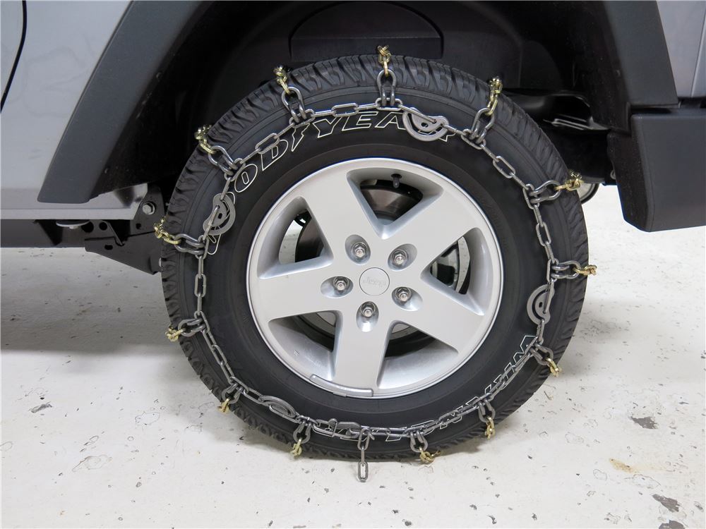 2016 Jeep Wrangler Titan Chain Alloy Tire Chains w Cams Ladder