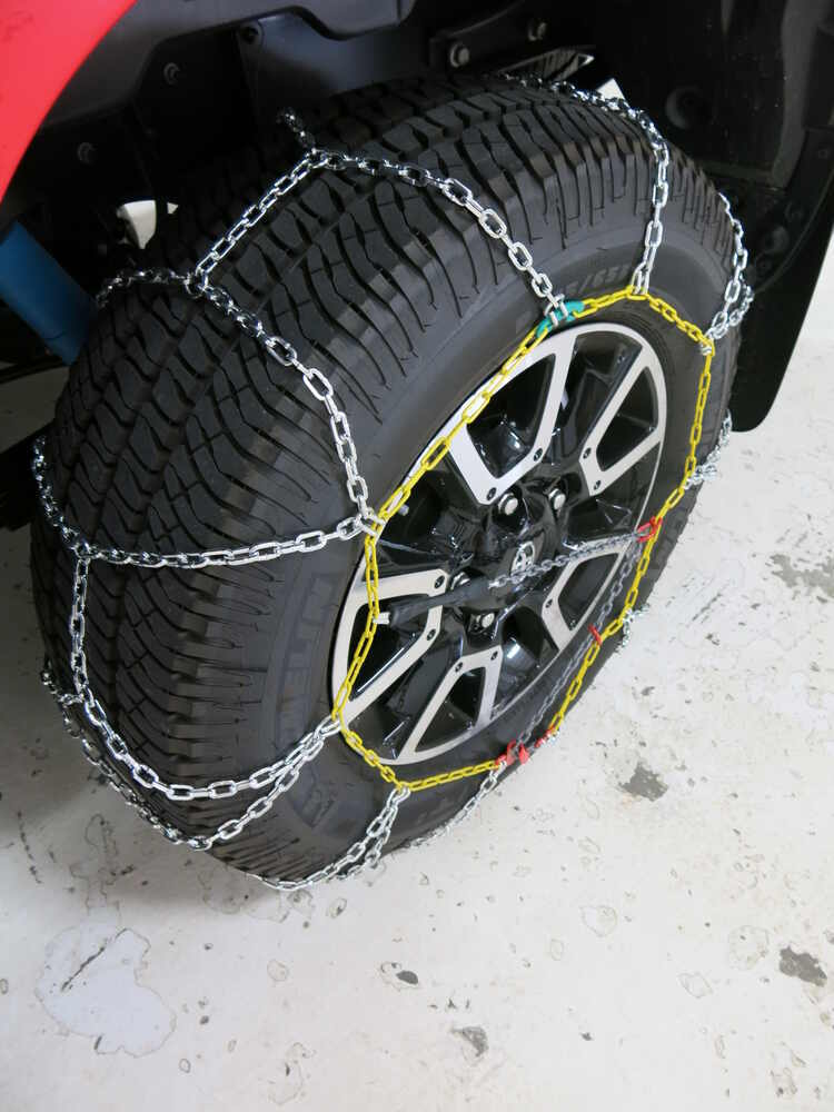 2016 Toyota Tundra Titan Chain Snow Tire Chains - Diamond Pattern
