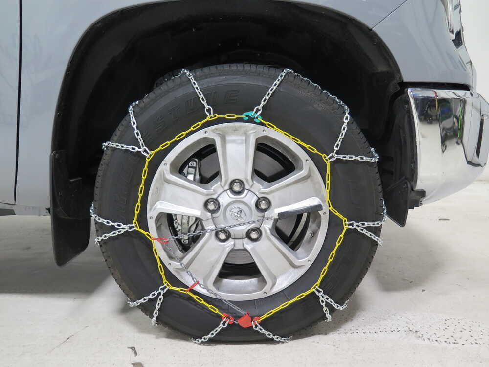2020 Toyota Tundra Titan Chain Snow Tire Chains - Diamond Pattern