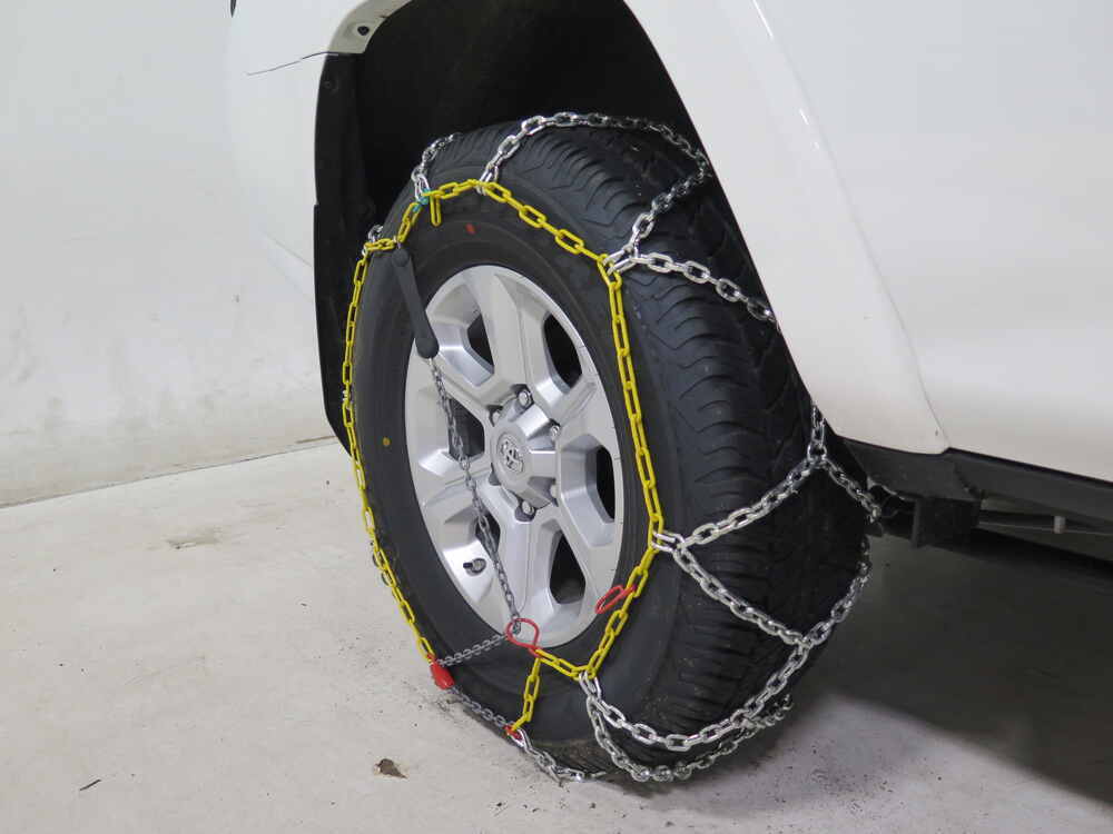 2020 Toyota 4Runner Titan Chain Tire Chains - Diamond Pattern - Square Link - Assisted 