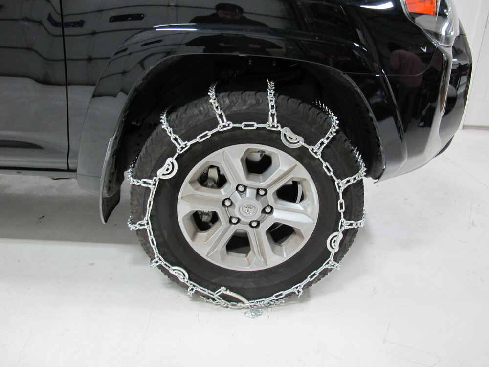 2020 Toyota 4Runner Titan Chain Snow Tire Chains w/ Cams - Ladder Pattern - V-Bar Link - 1 Pair